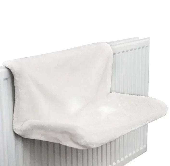 Cat Plush Radiator Bag Soft Cat Hanging Bed with Strong Durable Iron Frame Warm and Cosy Cat Hanging Hammock for Small Pets
